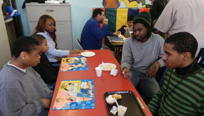 AREincDC's tweet photo. A little goes a long way this #GivingTuesday! Donate today to help us continue serving children &amp;  youth in #Ward5 &amp; across the DC. 40 years and counting. #careerdevelopment #earlychildcare #GivingTuesday2019
https://t.co/uezhjeCd6f https://t.co/Avo7ZeAjhV