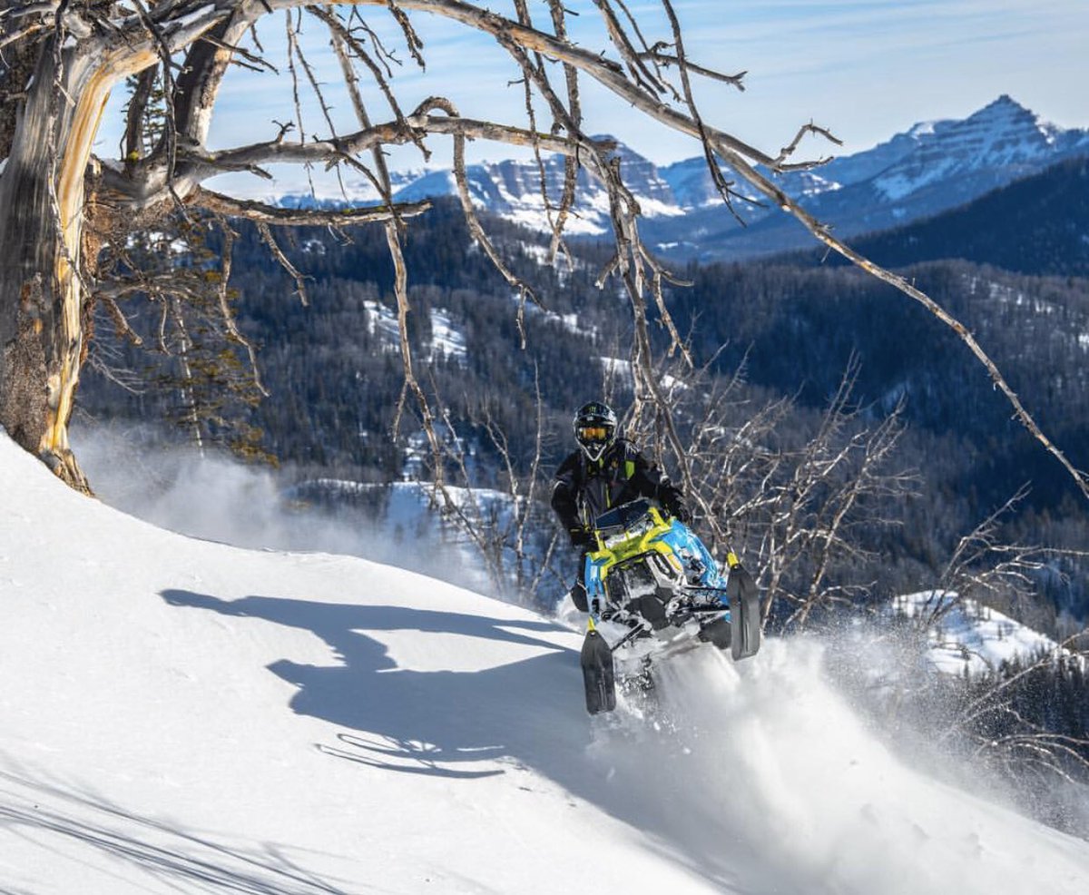 FWMOTORPLEX's tweet image. There’s always snow up in the mountains! #polarissnow