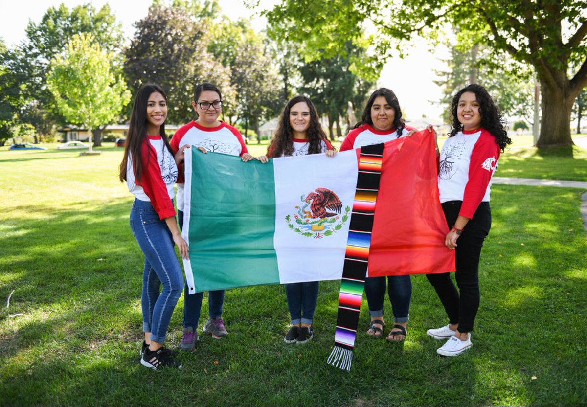 glorianohemi_c's tweet photo. Today is the last day to raise money for @WSUTriCities #Raza graduation! Raza is a bilingual, multicultural graduation for students and families. To learn more &amp;/or give visit https://t.co/r6HsczULr0
@WSU_Cougar_Pres @chrismeiers @WSUPullman @wsutcdreamers @TheEllenShow https://t.co/TnXu9fpXJ7