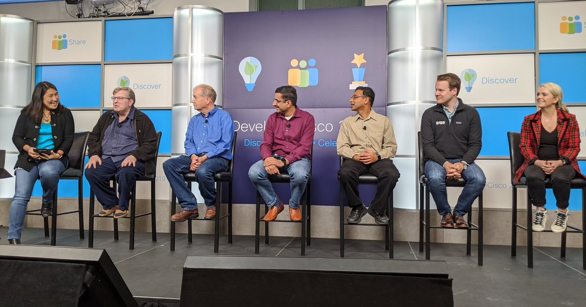 petergjones's tweet photo. #PanelTime - Hey, that's @mandywhaley on the main stage.
#DevelopAtCisco #WeAreCisco @cisco @susiewee @CiscoDevNet https://t.co/CMJWtyCjLc