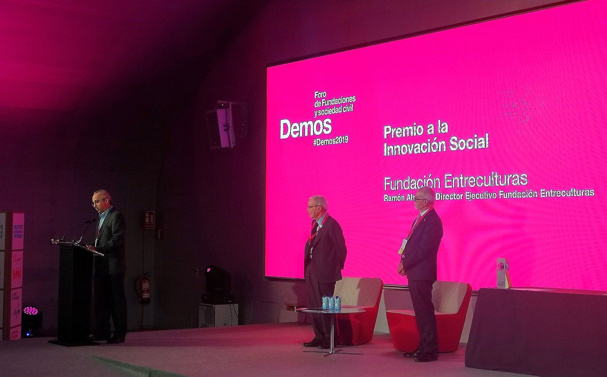 novafeina's tweet image. Enhorabuena a las personas y fundaciones premiadas en los IV Premios de @AEF_fundaciones a la iniciativa filantrópica, la #InnovaciónSocial la comunicación y la colaboración
@FundAlimerka @FundlaCaixa @Entreculturas @fundacionBalia #Demos2019