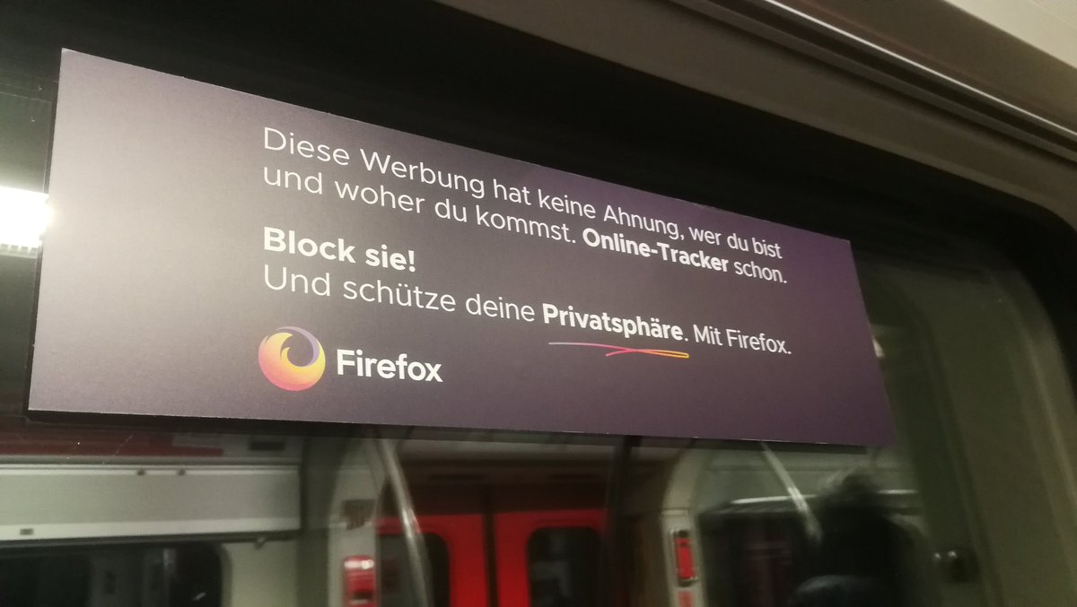 onlyoneway_de's tweet photo. Firefox wirbt in der S Bahn #tracking https://t.co/yrFFajVxGs
