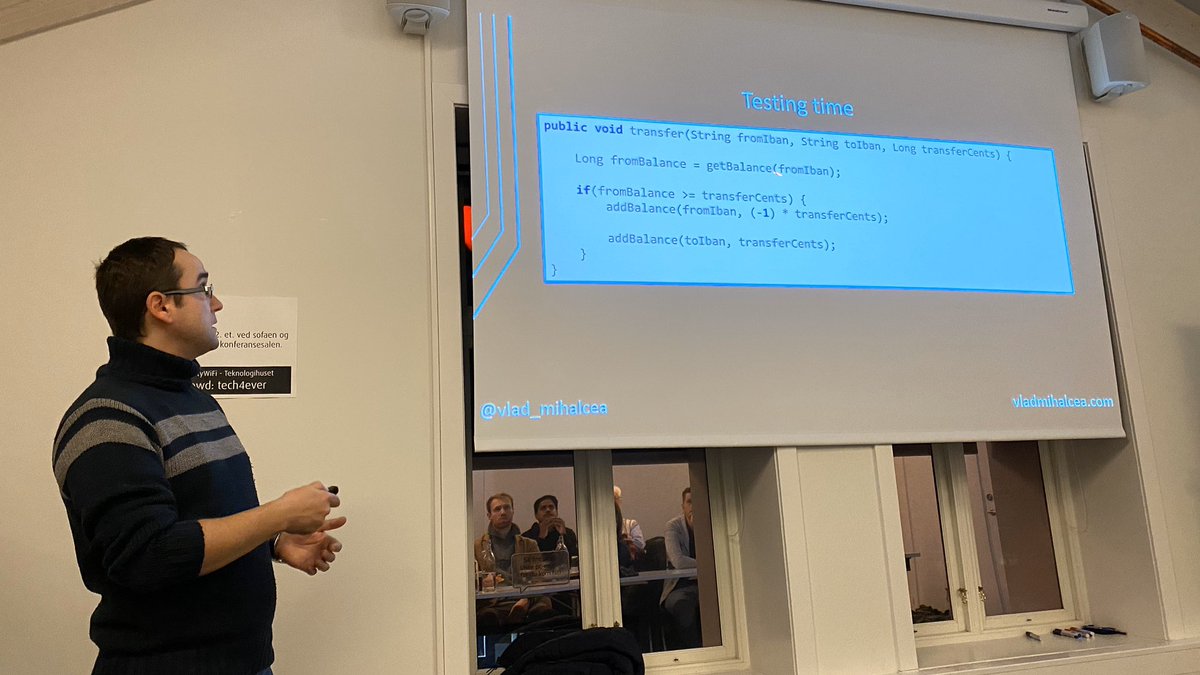 Listening to <a href="/vlad_mihalcea/">Vlad Mihalcea</a> giving a deep dive into transaction and concurrency control patterns. Well done Vlad 👏👌