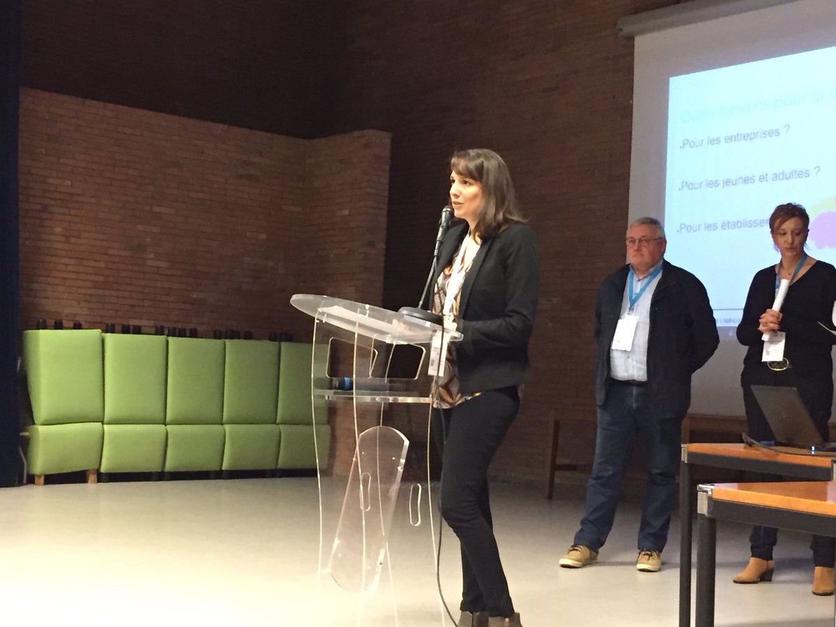 NegoceAgricole's tweet photo. 2ème forum enseignement -entreprises de négoce : 5 ateliers pour échanger sur des pbmatiques communes, des actions concrètes à venir. #negocepommedeterre, #negoceagricole, #enseignementagricole, #groupecarre, #fermepilotecarre, #vaesken, #charpentier, https://t.co/qXnQaYrrVc