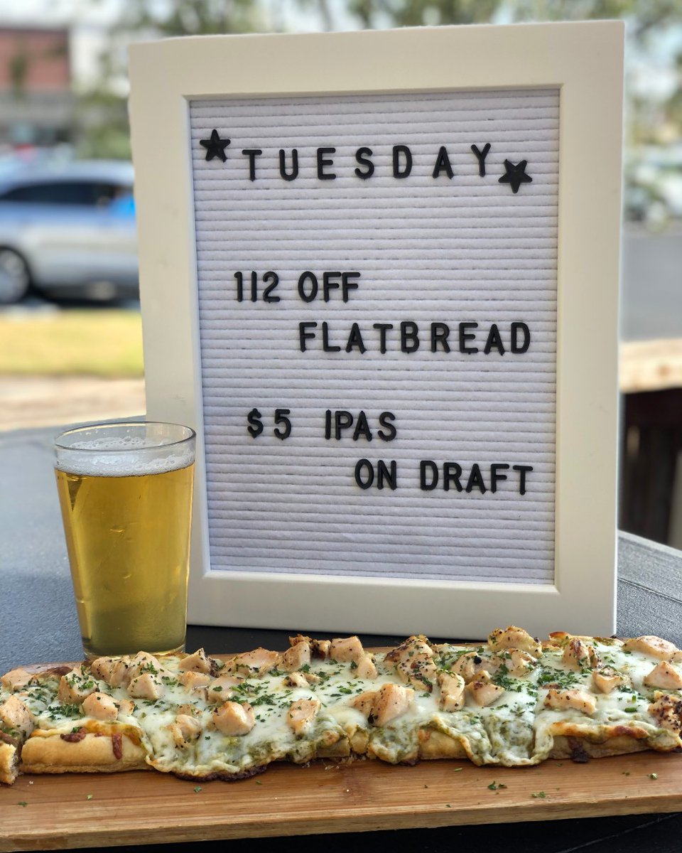 fasttimessd's tweet image. T̶a̶c̶o̶ Flatbread Tuesday. 😋

#youstaythirstysd #exploresandiego #discoversandiego