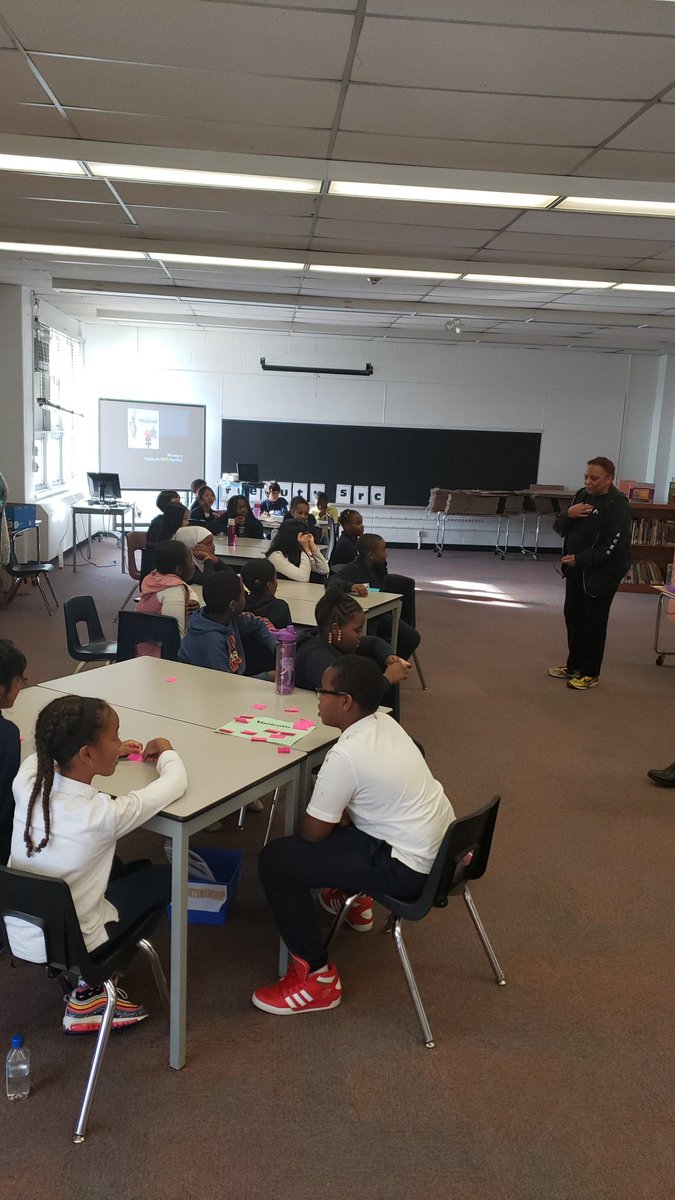 Maple Leaf PS tweet media