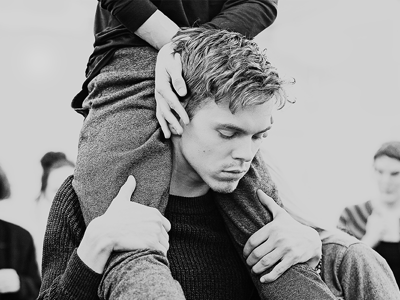 REYKJAVÍK ENSEMBLE: Opening Ceremony

Opnunarhátíð REYKJAVÍK ENSEMBLE fer fram hér í Tjarnarbíói miðvikudaginn 11. des kl. 20:00.

Miðasölu og nánari upplýsingar má nálgast á tix.is:
tix.is/is/event/9249/…