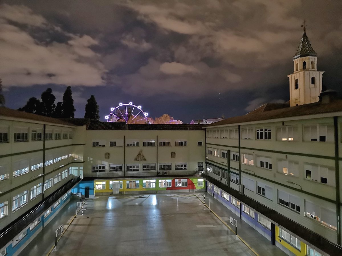 Colegio Escolapios Granada Genil <a href="/colescolapiosgr/">Escolapios Genil Gr.</a> #micasa #tucasa #nuestracasa