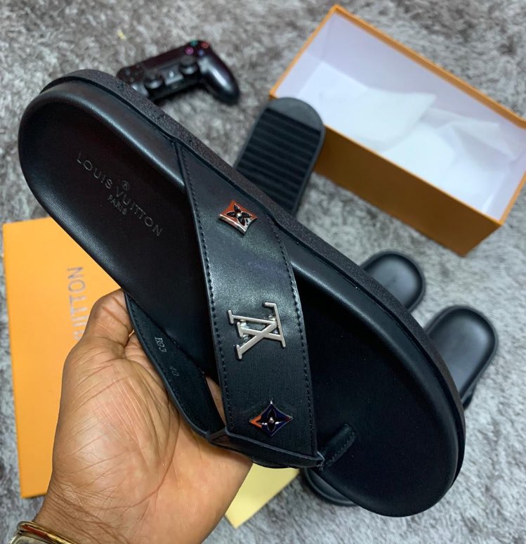 kingfoyestores's tweet photo. *available now !!!π₯π₯
*20,000 each
*full packaging ππ
*discount on referrals
*Nationwide delivery available ππβ’call/WhatsApp 08127928609ππ to place an orderπ#StylebyZenithFlopped #WeAreWithDaniel https://t.co/nchygNTzTj