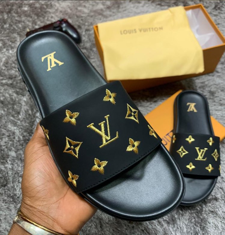 kingfoyestores's tweet photo. *available now !!!π₯π₯
*20,000 each
*full packaging ππ
*discount on referrals
*Nationwide delivery available ππβ’call/WhatsApp 08127928609ππ to place an orderπ#StylebyZenithFlopped #WeAreWithDaniel https://t.co/nchygNTzTj