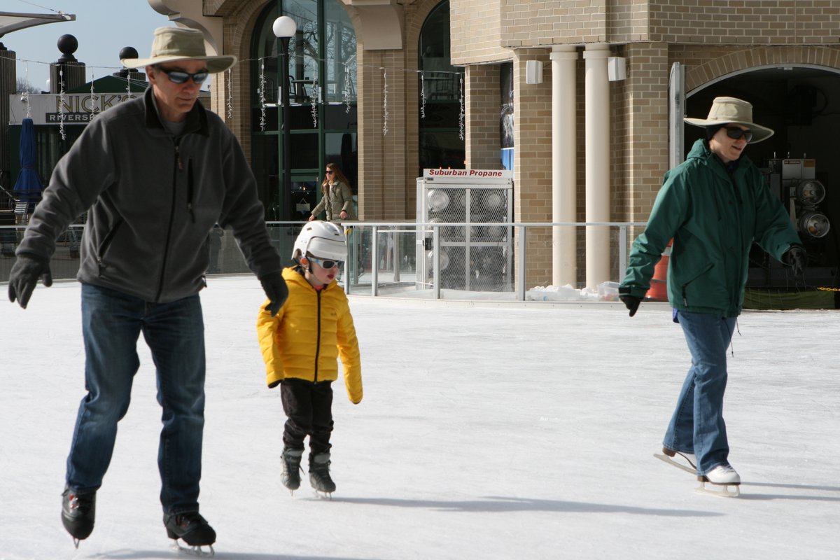 Kick off 2020 with a resolution to Learn to Skate! We're hosting over 100,000 lessons this year alone!