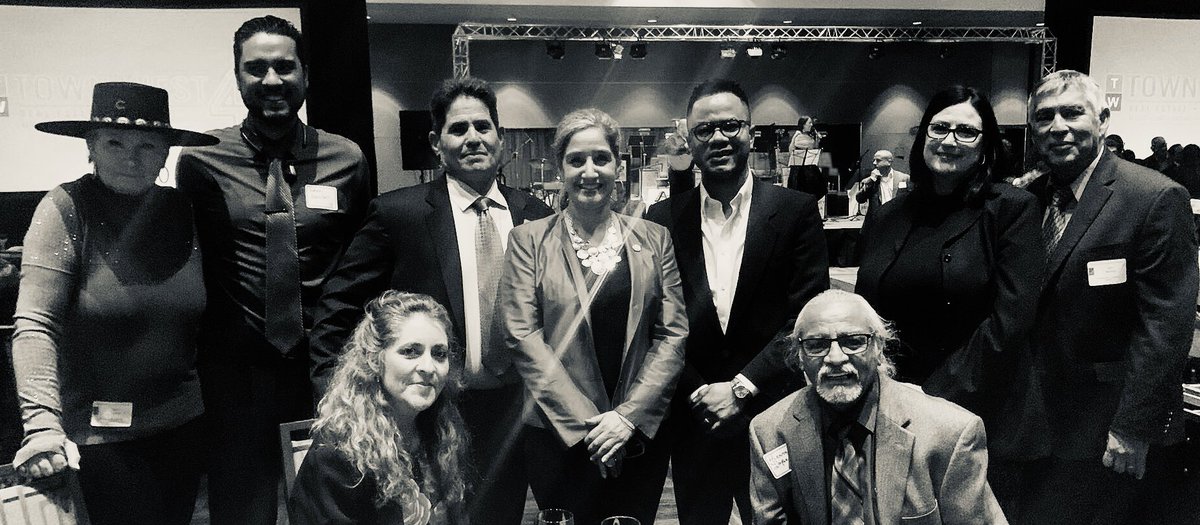USMCAmericas's tweet photo. Viva #LosEstudiantes! @CPLC Proudly supporting students & economically vital biz/workforce dev across #SouthTucson, #Douglas, #Nogales, #Yuma and Southern Arizona #REAMedia #RaulAguire @Wildcats1290 @TucsonAirport @TucsonSentinel @80kvoices @KVOA @UArizonaPres @ArizonaDailyIn1 https://t.co/g1tcysUW7S