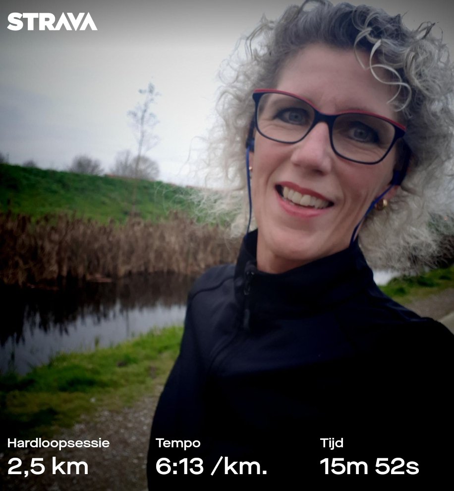 Vanmiddag de eerste hardloop kilometers na een aantal weken weer een feit 😁 heerlijk!
<a href="/loopmaatjes/">Loopmaatjes</a> <a href="/hardloopmoeders/">Hardloopmoeders</a>