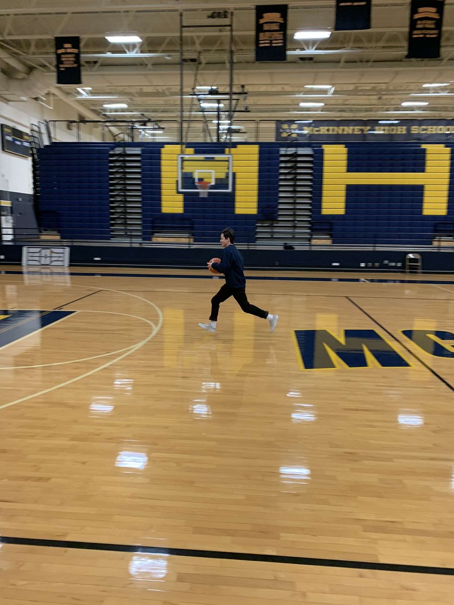 MHSLEAF's tweet photo. DECEMBER CAMPAIGN: GET OUT THERE AND GET ACTIVE. POST PICS OF YOU DOING COOL ACTIVE STUFF AND TAG US WITH #takeitorLEAFit FOR A CHANCE TO WIN A PRIZE TBD!!! https://t.co/kmygdJqjhw