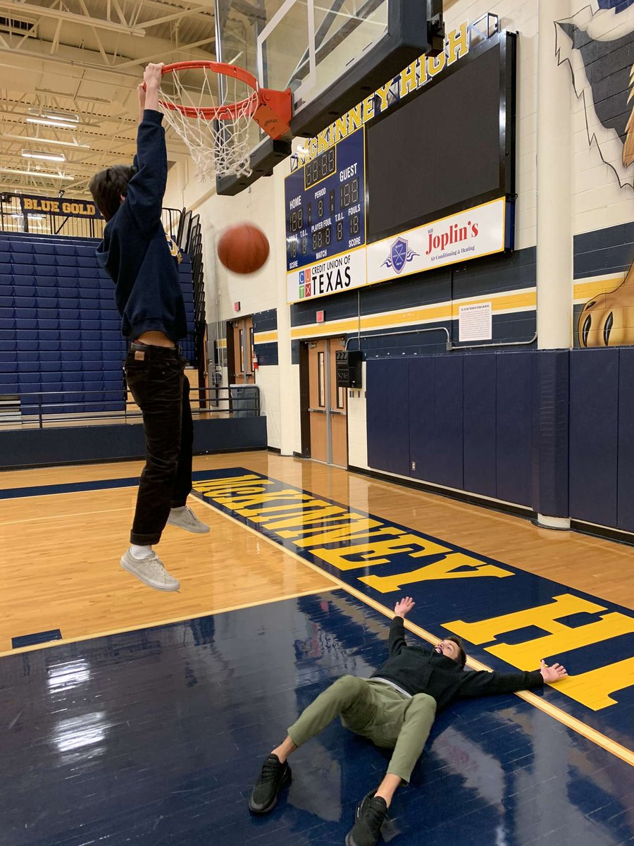 MHSLEAF's tweet photo. DECEMBER CAMPAIGN: GET OUT THERE AND GET ACTIVE. POST PICS OF YOU DOING COOL ACTIVE STUFF AND TAG US WITH #takeitorLEAFit FOR A CHANCE TO WIN A PRIZE TBD!!! https://t.co/kmygdJqjhw