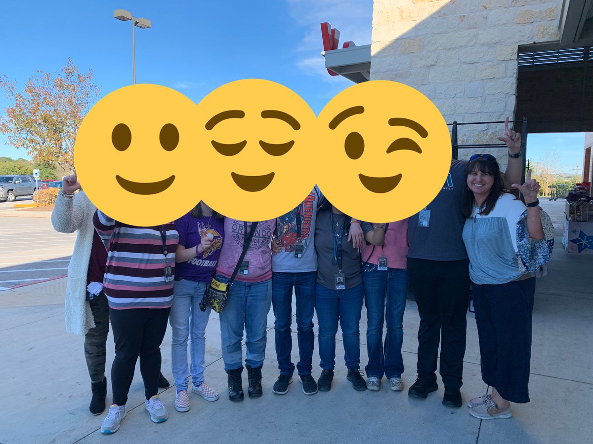 SVHS students in Occupational Prep. serving our #community and practicing their skills at H-E-B with their awesome teacher, Mrs. Tyler.  Customer quote of the day: What’s happening here is amazing! <a href="/mwahl281/">Michael</a> <a href="/trpinkham/">Tammy Pinkham</a> @CISDSPEDLady <a href="/HEB/">H-E-B</a>
