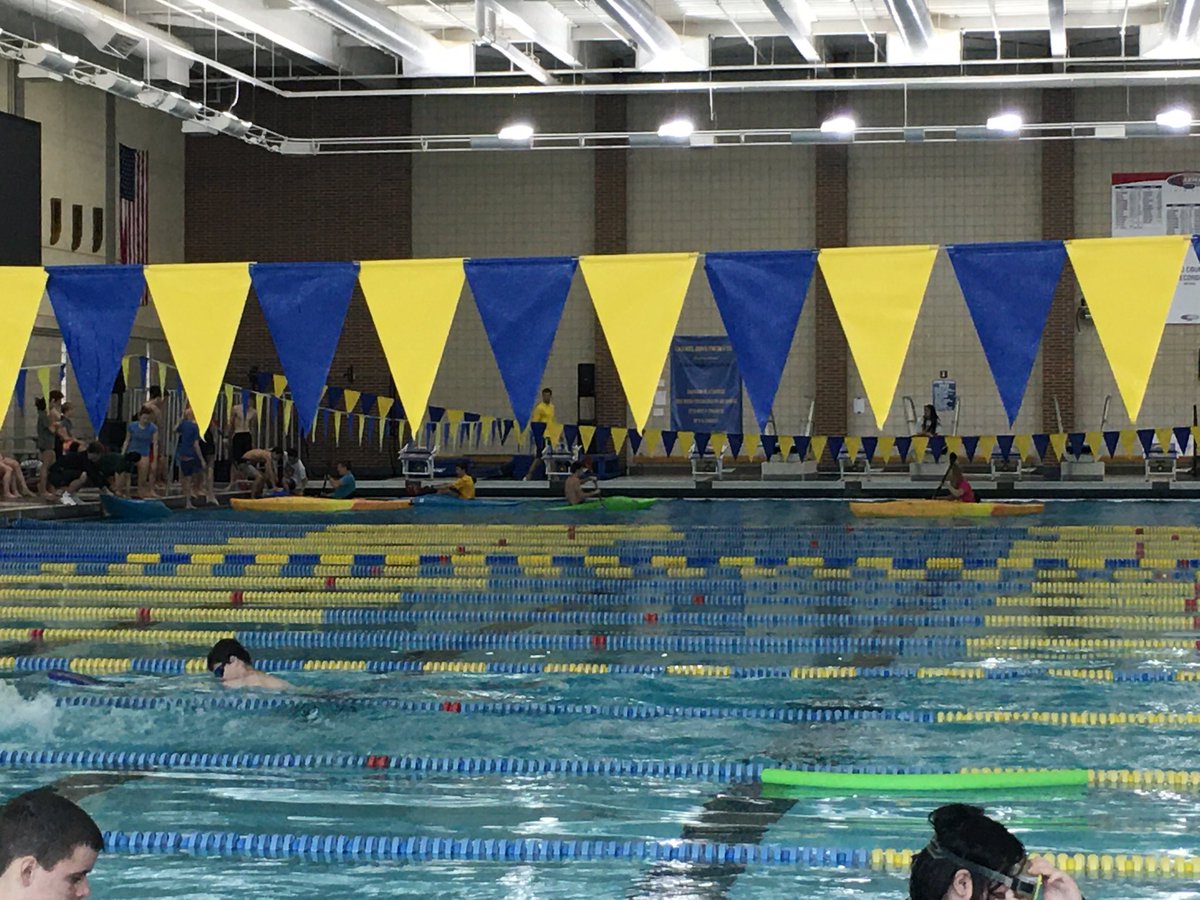 2 PE 1 classes, 1 Outdoor Exploration class #swimkayakstationwork