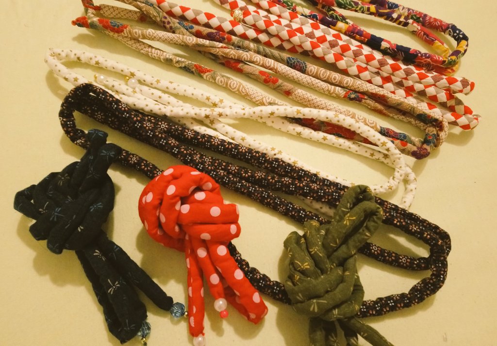 Izumi Yakumo 羽織紐 作り方 まるぐけ羽織紐の作り方です Yahooブログは後数日でサービス終了なので ラスト拡散 クリスマス前ですし プレゼントに作ったり それを着けてお年賀をお迎えなんてどうでしょう 着物 Kimono 拡散希望rt T