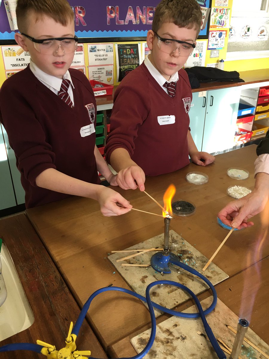 StPats_Science's tweet image. The Science Department had a great day yesterday getting to meet our primary 7 pupils from our feeder primary schools. We had great fun carrying out the flame tests 🔥 @StPatsBanbridge