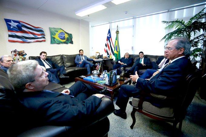Recebemos hoje, em reuni&atilde;o da bancada, o Ministro da Economia, Paulo Guedes, oportunidade em que conversamos<a href="/tag/otrabalhoporminascontinua"class="tags"><span>#otrabalhoporminascontinua</span></a>