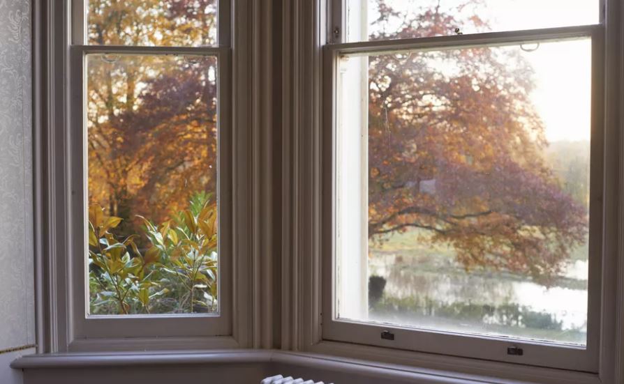 ECoastWindows's tweet image. #CasementWindows tend to impart a contemporary style. With their simple geometry and clean lines, casement windows work well with modern style homes. #windowselection