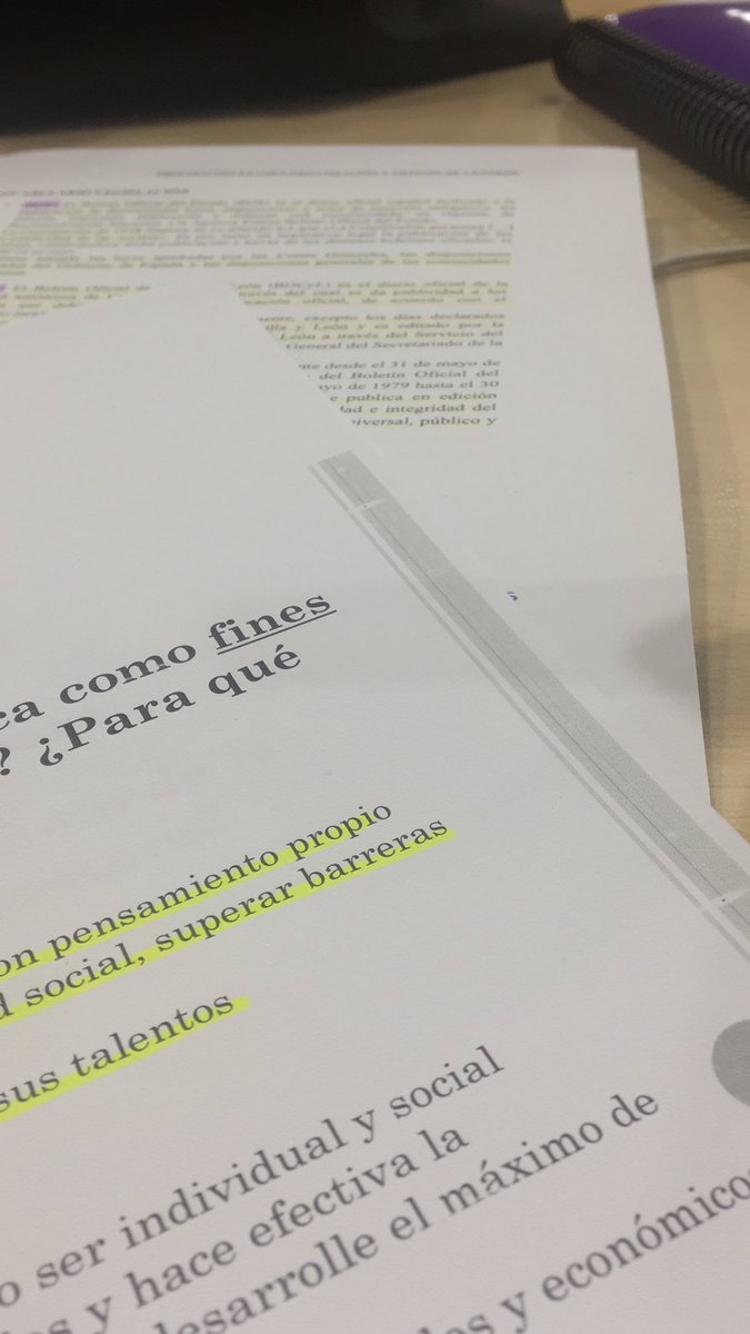 loreubu19's tweet photo. Estudiando Organización y Gestión de centros. 

#primubu19 https://t.co/34bsSxRdBY