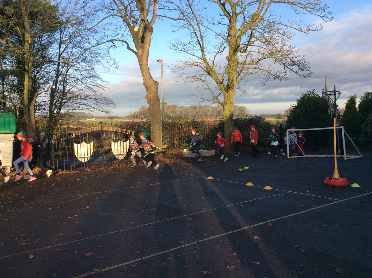 It was lovely to welcome back Mrs Bullock today, for our Elf Run in aid of <a href="/BrianHouseCH/">Brian House Hospice</a>. Thank you to our #SchoolCouncil for organising this super fundraiser, we raised nearly £700!
#Elfrun
