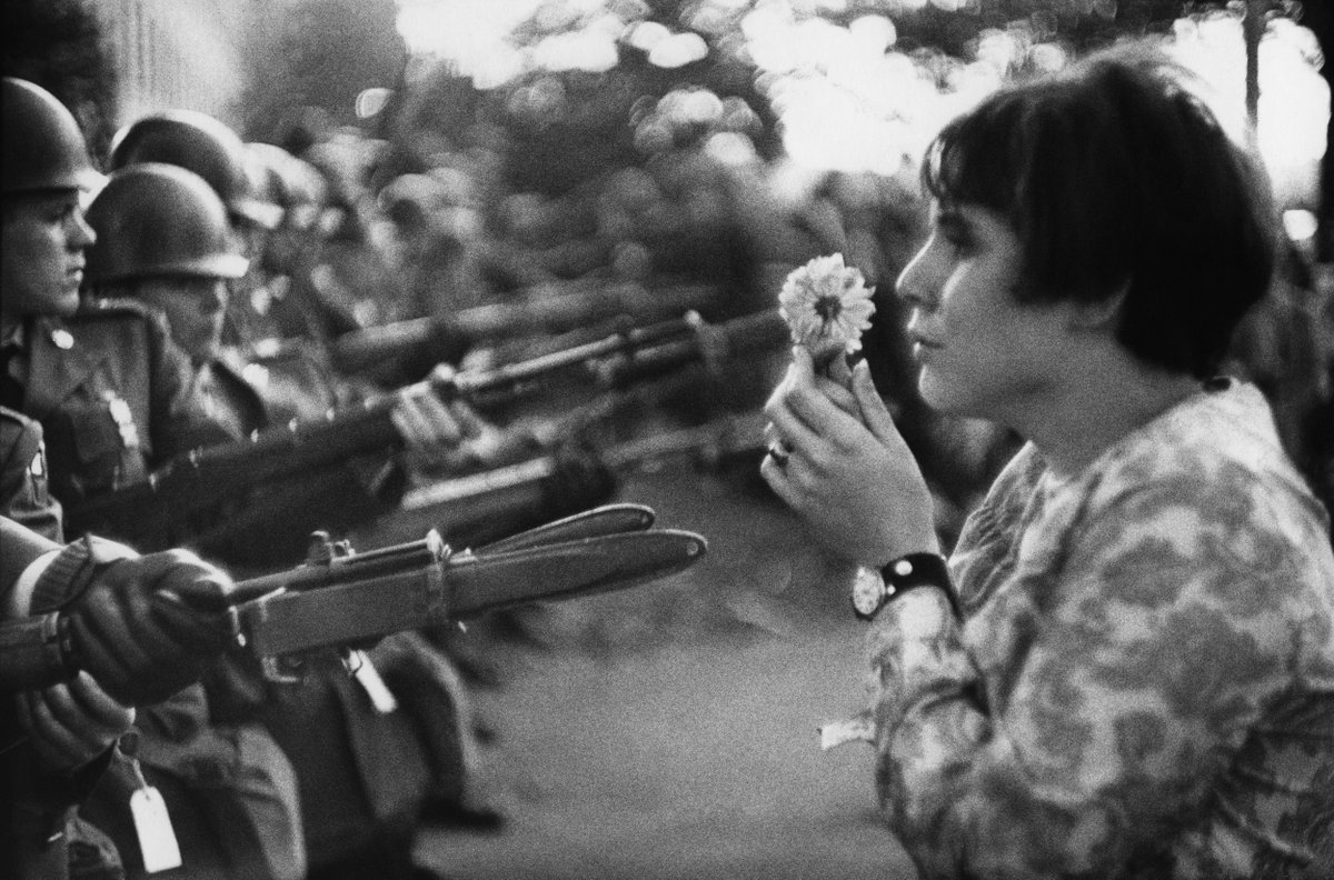 The 'Magnum Manifesto' exhibition - currently on view at <a href="/ComptonVerney/">Compton Verney</a> -  traces the ideas and ideals behind the founding and development of Magnum Photos: bit.ly/2lndIlo

© Marc Riboud / Fonds Marc Riboud au MNAAG/Magnum Photos