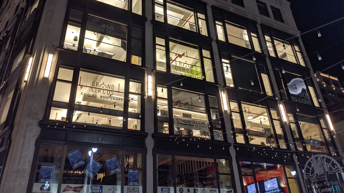 nickdenardis's tweet image. The future of the Web may be #serverless and #PHP isn't being left out! Join @SIXLIV3 on Dec 11 for the next @DetroitLaravel to learn about #Laravel #Vapor!  meetup.com/Laravel-Detroi…