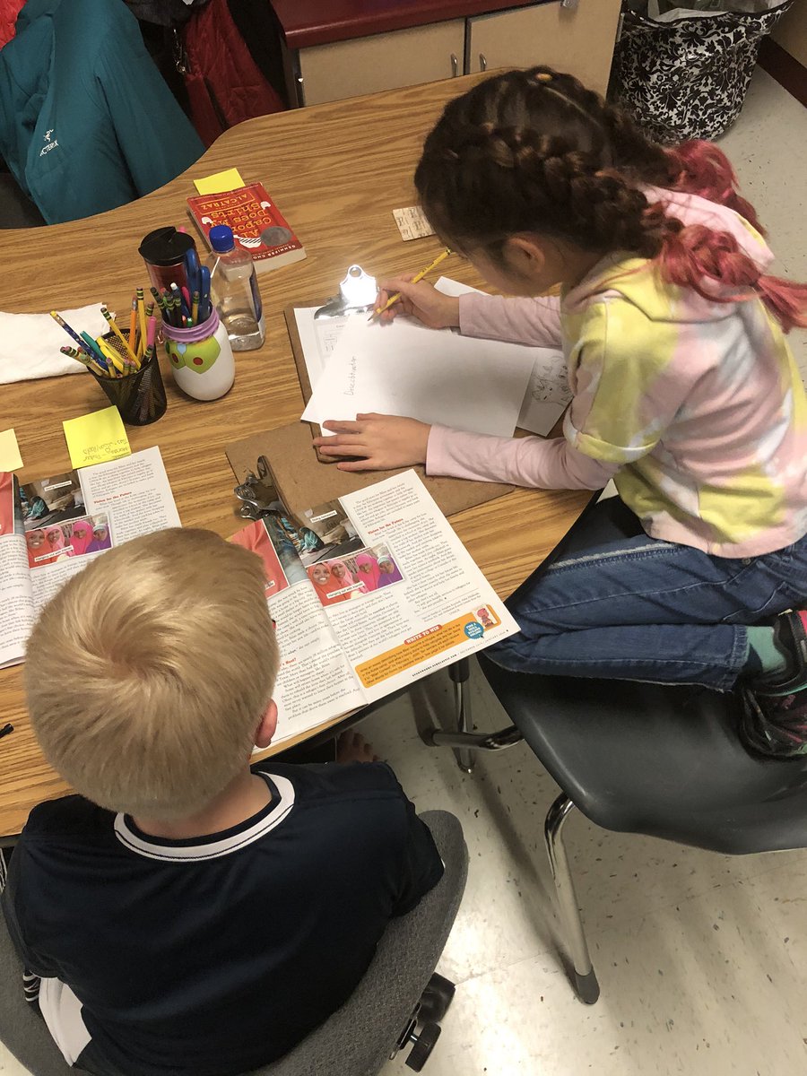 lauralissak's tweet photo. Working with partners to identify text structures in non fiction text https://t.co/dN4LQhtUFm