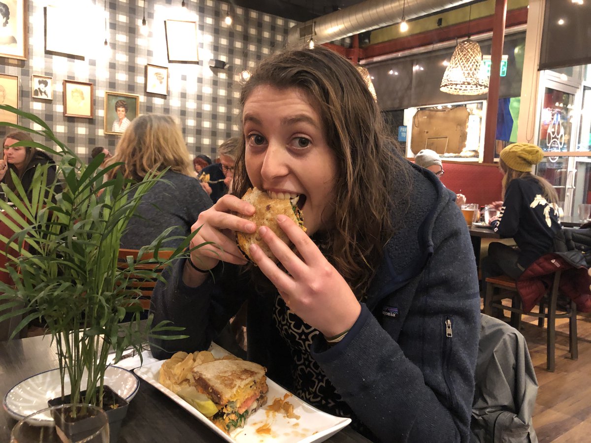 MyNoMeatDay1's tweet photo. This was my #mynomeatday meal from this week! Vegan mushroom, chipotle aioli sandwiches! Keep using the #mynomeatday! The planet and your health both benefit from eating less meat https://t.co/phnr6mdWNl