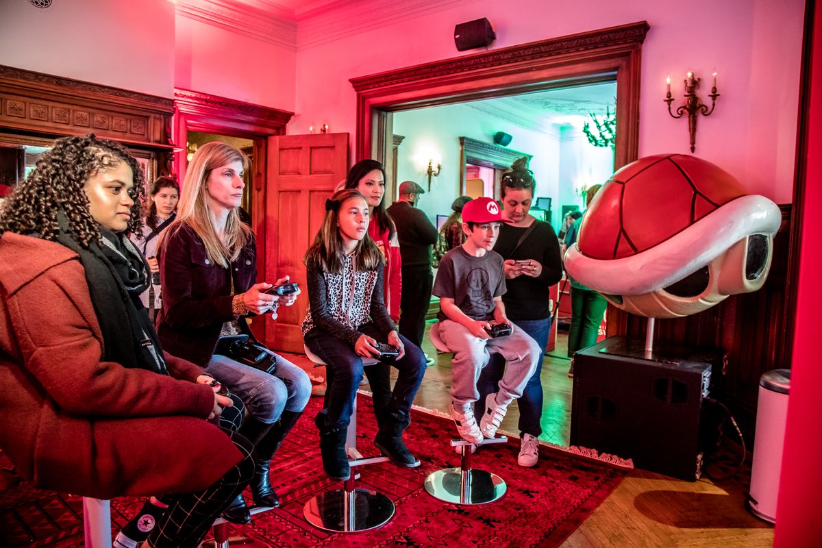 It's hard to believe it's a month since fans in Montreal and Toronto were invited to join Nintendo of Canada to kick-off the holiday season. What would be an essential in your own Nintendo Switch Playhouse? happyholidays.nintendo.com