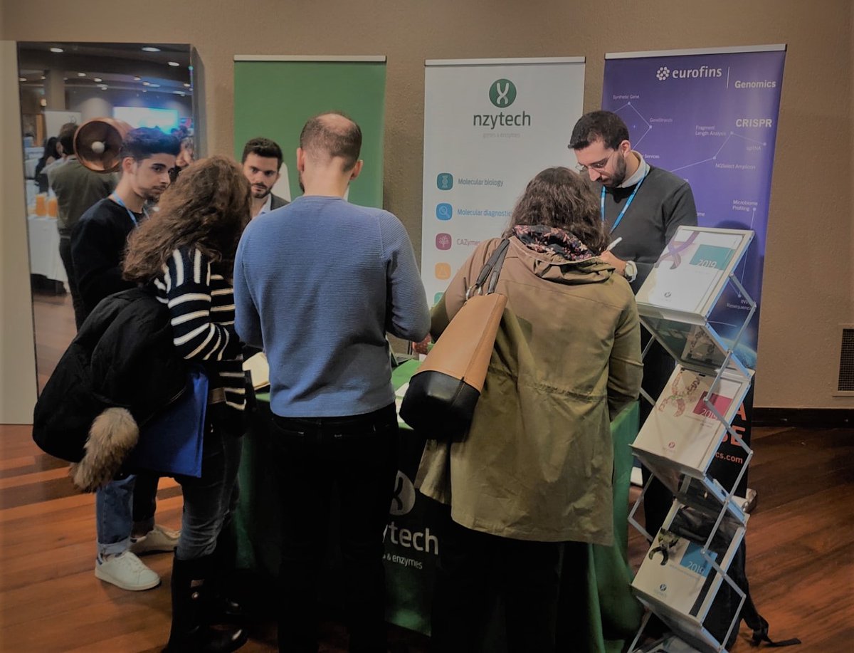 NZYTech's tweet photo. Crowded booth at the 8th @i3S_UPorto - Instituto de Investigação e Inovação em Saúde Annual Meeting held last week!

#NZYTech #meetnzytech #NZYTechBooth #MolecularBiology https://t.co/vJXafTvbJ7