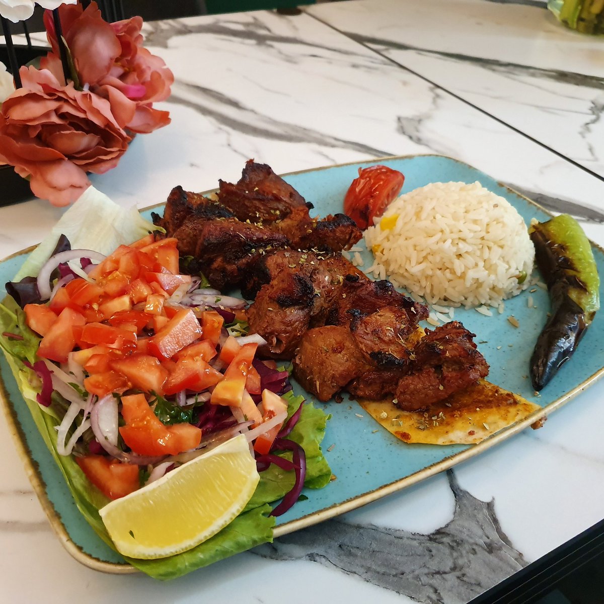 BathCappadocia's tweet photo. One of our best selling dishes, our Shish is as popular as ever.  We have Chicken and Lamb, served with a side of your choice.

Open for lunch from 12....

#bathfoodies #prettylittlebathuk #loveBath #bathfood #bathchristmasmarket https://t.co/tO5hiyQOa1