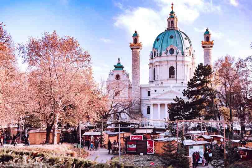 26 Best Christmas Markets in Europe - WhisperWanderlust.com buff.ly/2P8MPwb