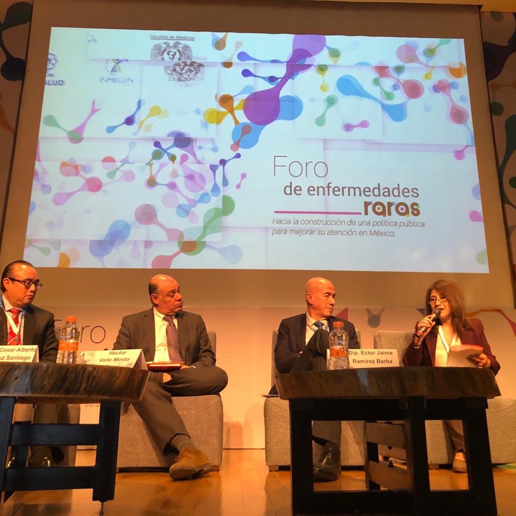 ectorjaime's tweet image. Participando en el Foro de Enfermedades Rara, hacia la construcción de una política pública para mejorar su atención en México. 👏🏻