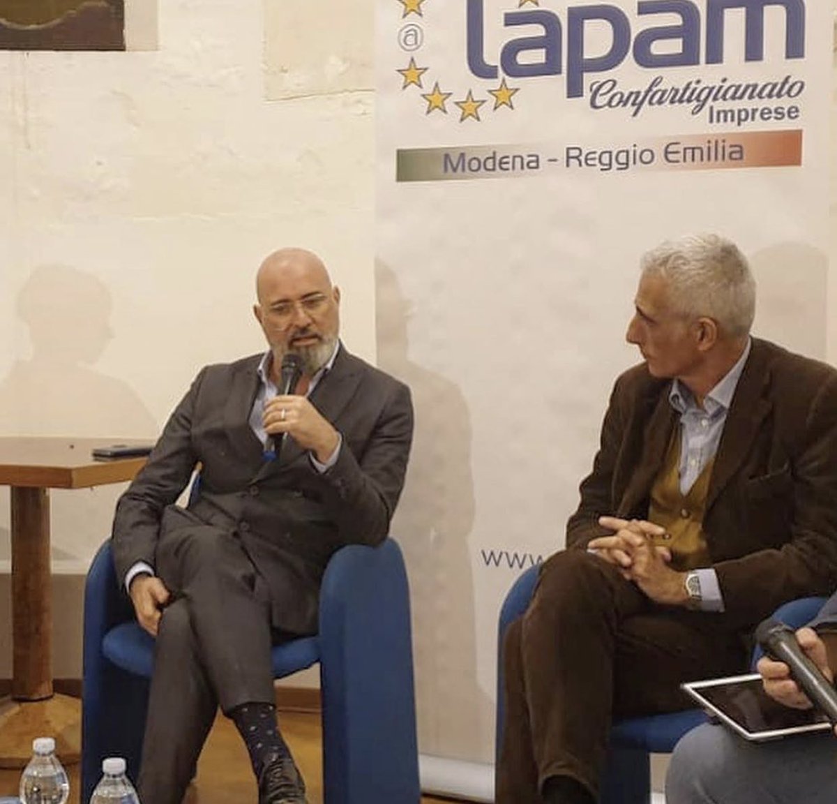 sbonaccini's tweet photo. A #Campogalliano ad iniziativa #Lapam #confartigianato su formazione professionale e alternanza scuola-lavoro. Sempre a contatto con il territorio, chi lavora, produce e studia https://t.co/rkJwwg4UoB