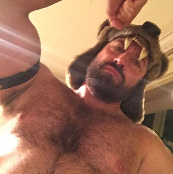 mr_jc_77's tweet photo. Bear Lumberjack. Can't wait for tomorrow. Happy Wednesday 🐻# #musclebear #sexylumberjack #beardgang #bearman #beard #bestbearded #bestbeards #Retwet #TWEETS #RETWEEET https://t.co/nPQjwCHkpD