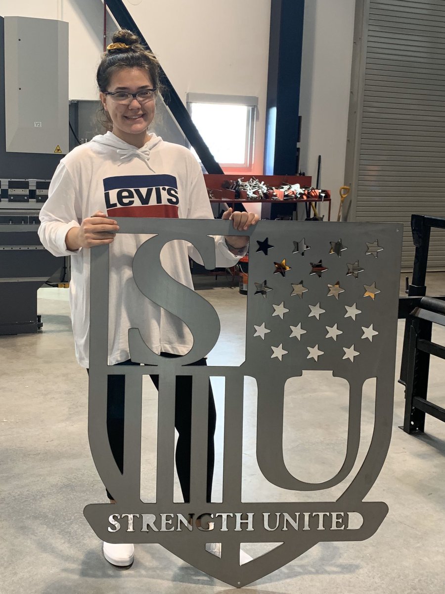 CVFEorg's tweet image. Ana is a sr @NOHS17350. She completed these projects in Metal Technology offered in the Colonial CTC. She has completed career shadows at several manufacturers in the area and plans to pursue a career in welding or CNC machining. @cvsd17350 #colonialpride #ThanksForGiving