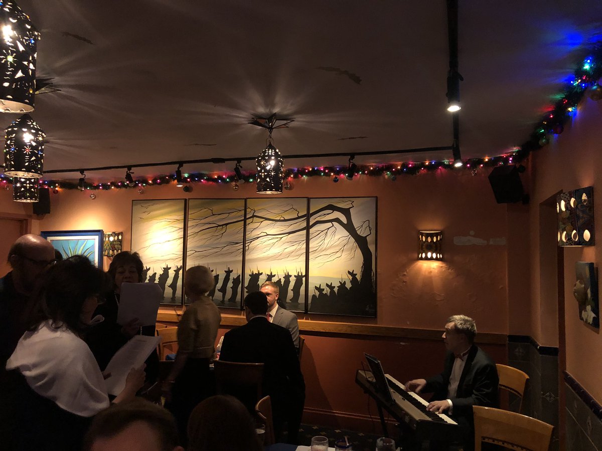 Manhattan_GOP's tweet image. Caroling at the #Knickerbocker Republican Club holiday party!