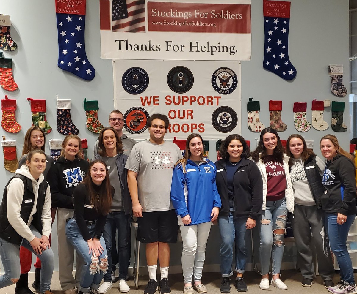 Mtown_Athletics's tweet photo. Some of our MHS athletes stuffing stockings for soldiers around the world 🌏❤🎄 @MHSCAVSPride https://t.co/6Ok0efW1Ae