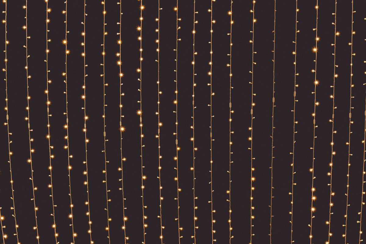 SeeYouThenFilm's tweet photo. Lights are going up.
Photo cred: @diegocarneiro from @Unsplash
#art #lights #lines #inspire #decemberlights #unsplash https://t.co/3QMwUVZ7Zp