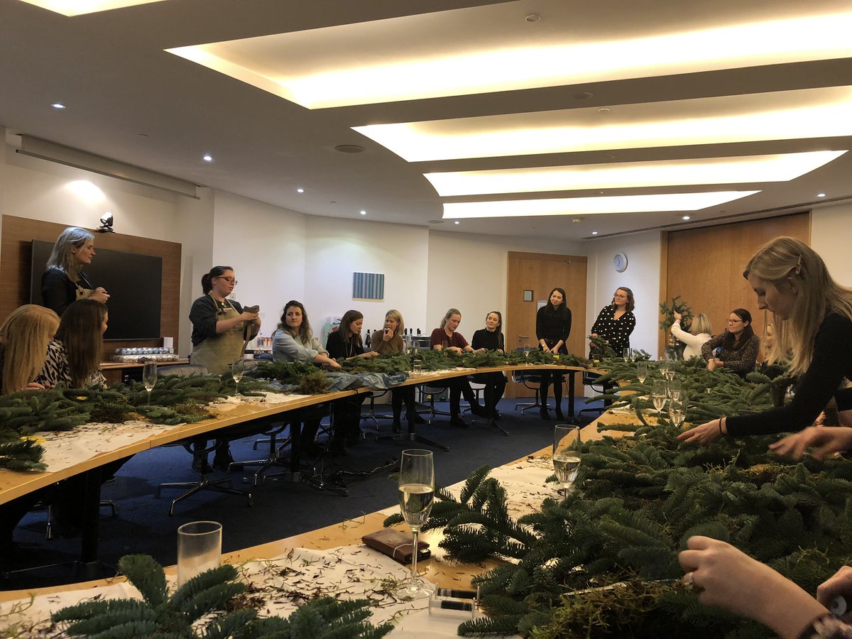 Thanks to all the ladies who joined us this evening for our wreath making event with <a href="/UnrealOrchids/">Unreal Orchids</a> kindly hosted by <a href="/ESgloballaw/">Eversheds Sutherland</a> - we look forward to you tweeting pictures of them hanging up for Christmas! 🎄