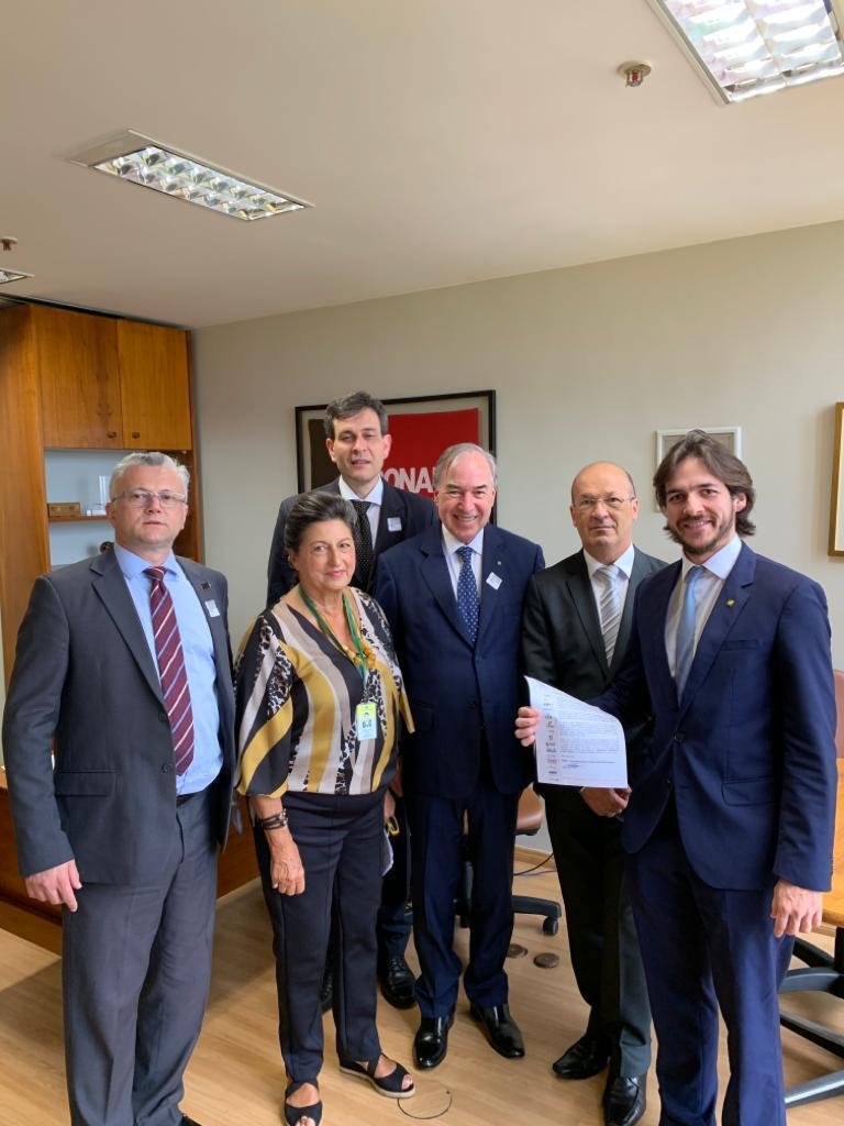 somosfonif's tweet photo. Nesta terça-feira, o FONIF se reuniu com a relatora do PLP 134, Deputada Dorinha junto com sua assessoria parlamentar. Também estivemos em reunião com o deputado Pedro Cunha, presidente da Comissão de Educação. Estavam presentes lideranças da ANEC, ABIEE, CRB, ABMES. ACAFE e APF. https://t.co/bahwhuzIAG
