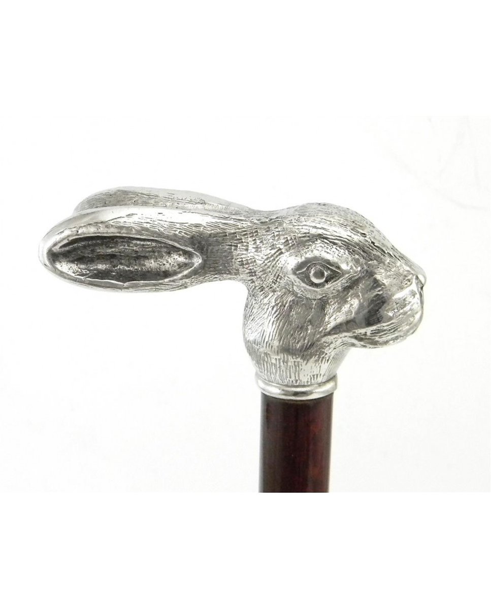 #ponyhour December Prize Draw Collectors Walking Stick with Pewter Leveret Head To enter Retweet , Like and Follow us 
<a href="/horseandhoof/">Horse and Hoof</a>

 ends 31/12/19 #win #horseandhoof