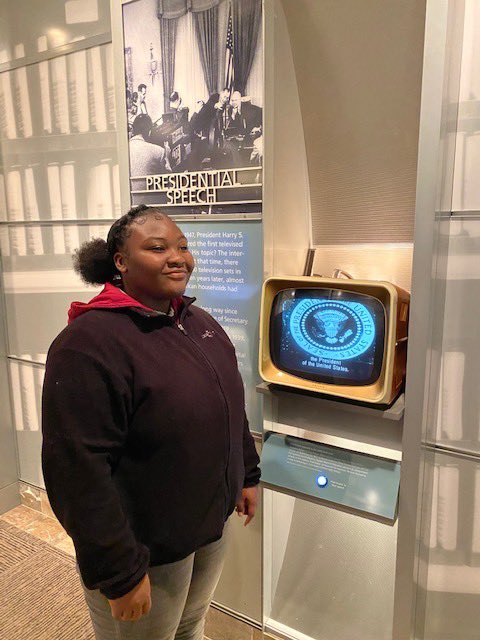 AchievementPrep's tweet photo. It’s a beautiful day at #APrep and Mr. Veale’s class visited the National Archives today to learn more about the origins of the Constitution and explore some of the public documents they have on display! #swipeleft to view the photos captured. #APrepMS #dcfieldtrip https://t.co/T58ozTLY7E
