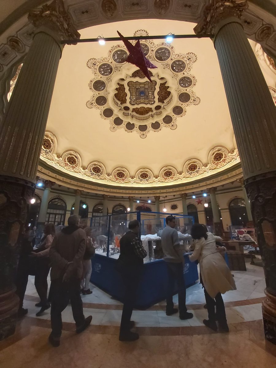 PPSantos_S's tweet photo. En la Inauguración de la Exposición de Clicks de #Playmobil en el Casino de la Exposición: "El mundo mágico de los Clicks. La travesía de #Magallanes y #Elcano". Organizada por @ongCcF con @expoclick y la colaboración del @Ayto_Sevilla. #CrecerconFuturo #500VueltaalMundo https://t.co/4TPo7M9n3d
