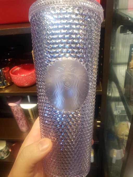 I want to spank someone with this ridged bumpy cup. Who knew Starbucks sold sex toys? https://t.co/F<a href="/tag/dragonporn"class="tags"><span>#dragonporn</span></a><a href="/tag/kindofbaddragon"class="tags"><span>#kindofbaddragon</span></a>