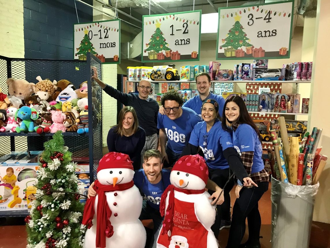 Colliers_PL's tweet image. Last week, our colleagues in Montreal volunteered with the @whmba to decorate the venue for their annual Toy Giveaway event. With support from donors, more than 2,500 children and their families benefit from the annual celebration. #BeyondProjectManagement