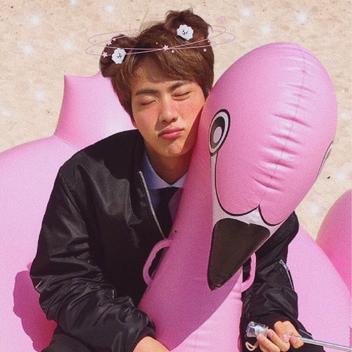 yulya_pak5's tweet photo. С днем рождения наш медвежонок💜💜���💜💜💜💜💜💜💋💋💋💋💋
#JINDAY #HappyBirthdayJin #HappySeokjinnieDay https://t.co/YL8VGg1dDg